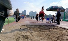 象牙海岸队在比赛中勇夺胜利，挺进决赛