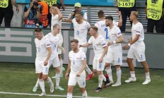 米兰体育官网-德国逆转捷克，士气高涨晋级在望的简单介绍