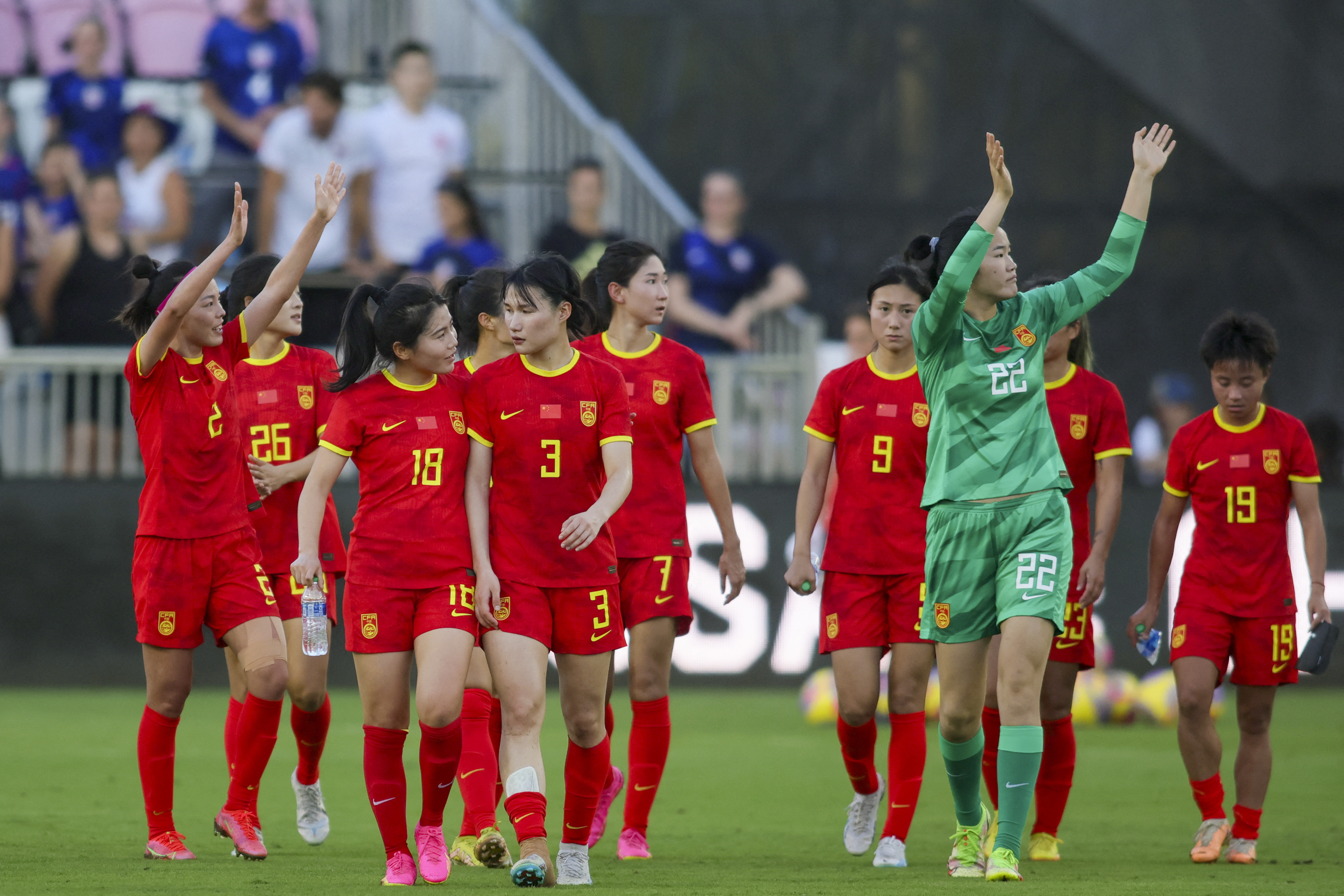 中国女足在国际比赛中取得重大突破