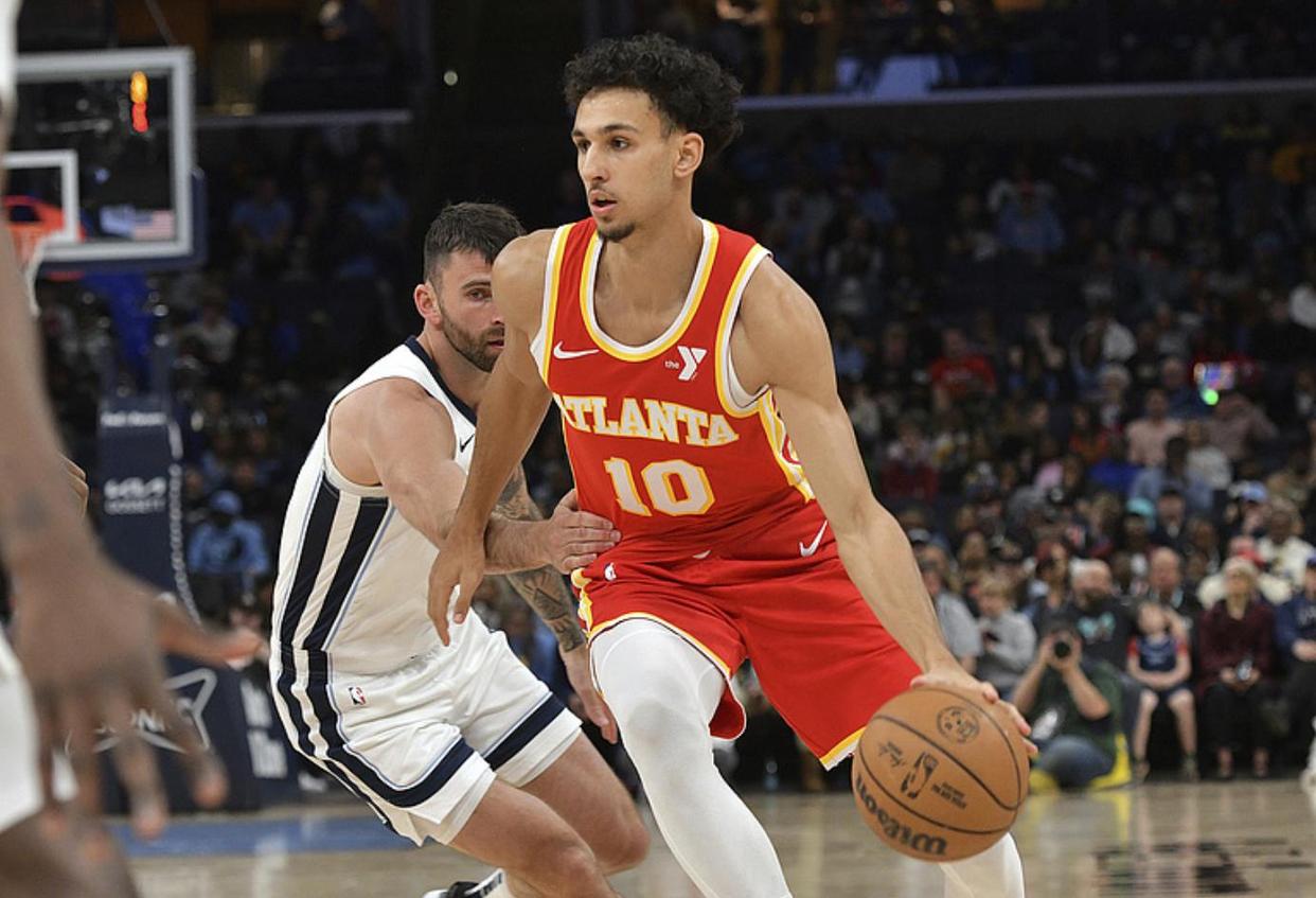 关于老鹰不敌灰熊,特雷杨砍下40分的信息 关于老鹰不敌灰熊,特雷杨砍下40分的信息