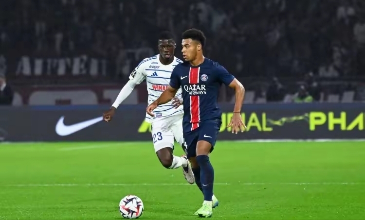 欧冠比赛中一支劲旅披荆斩棘得到胜利 欧冠比赛中一支劲旅披荆斩棘得到胜利