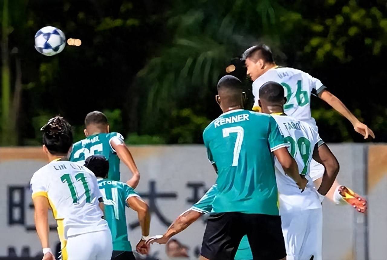 关于恒大遭遇连败，球迷呼吁调整阵容的信息