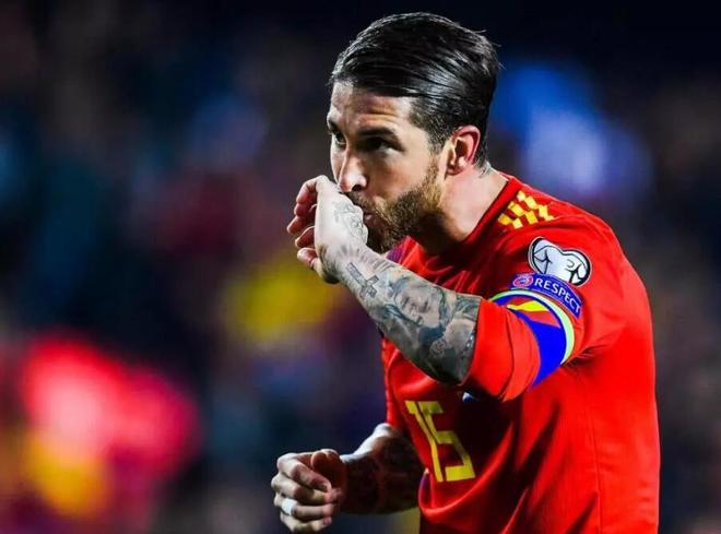 包含进球功臣致谢全队支持,力争下一场再发光的词条 包含进球功臣致谢全队支持,力争下一场再发光的词条