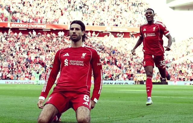 关于伯恩利主场战平阿森纳，暂时止住连败势头的信息