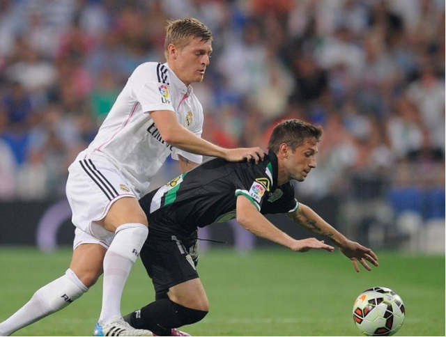 柏林赫塔球员不满发泄，俱乐部氛围受到困扰的简单介绍